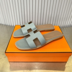 Hermes Slippers